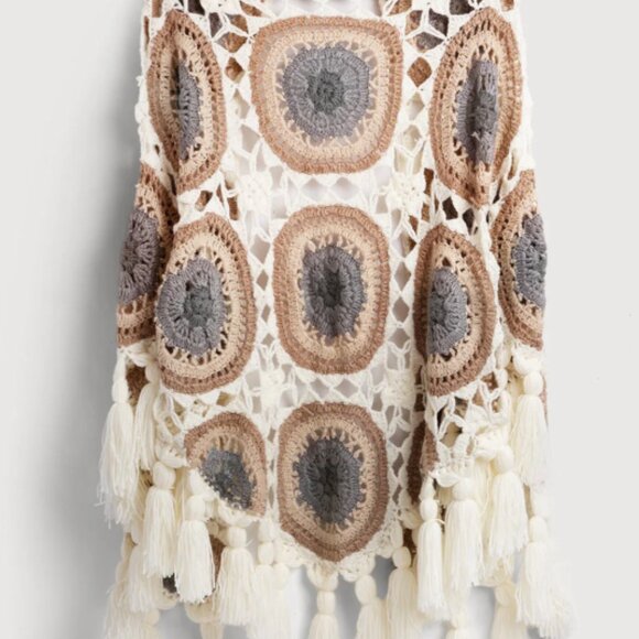 🌞 Sunshine Shawl by Saachi Hand Crocheted Elegance from India - Picture 6 of 14